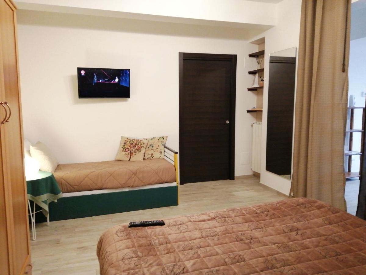 Il Labirinto Bed and Breakfast Sulmona Exteriör bild